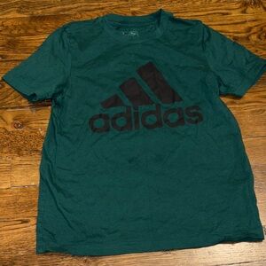 ✨ 5 Bundle 4 Spring Tee’s and H&M Ninjago sweater! Size 8 and M! Must have✨